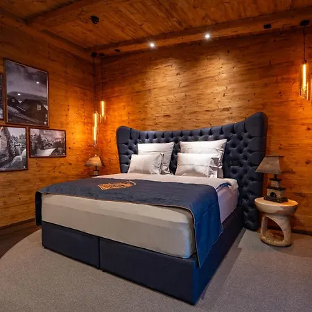 Hotel Timberjacks *
